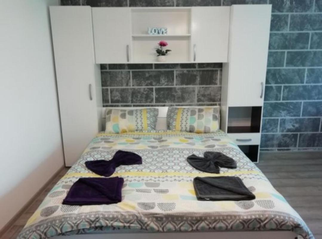 Victoria's Apartment